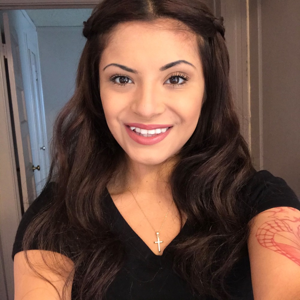 Meet your Posher, Monica